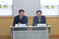 율천동 단체장 간담회5번 사진